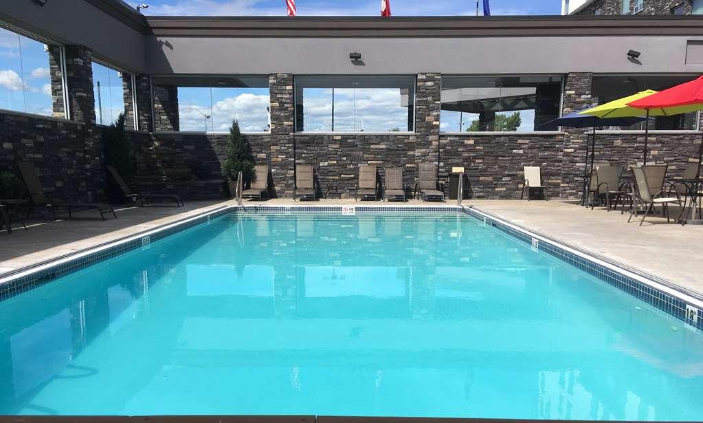 Carriage House Hotel And Conference Centre YYC Zařízení fotografie