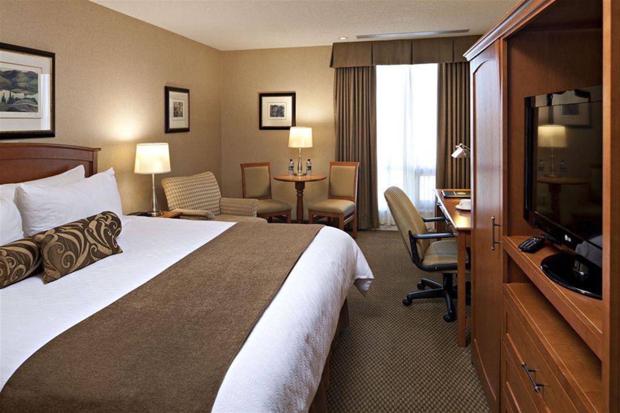Carriage House Hotel And Conference Centre YYC Exteriér fotografie