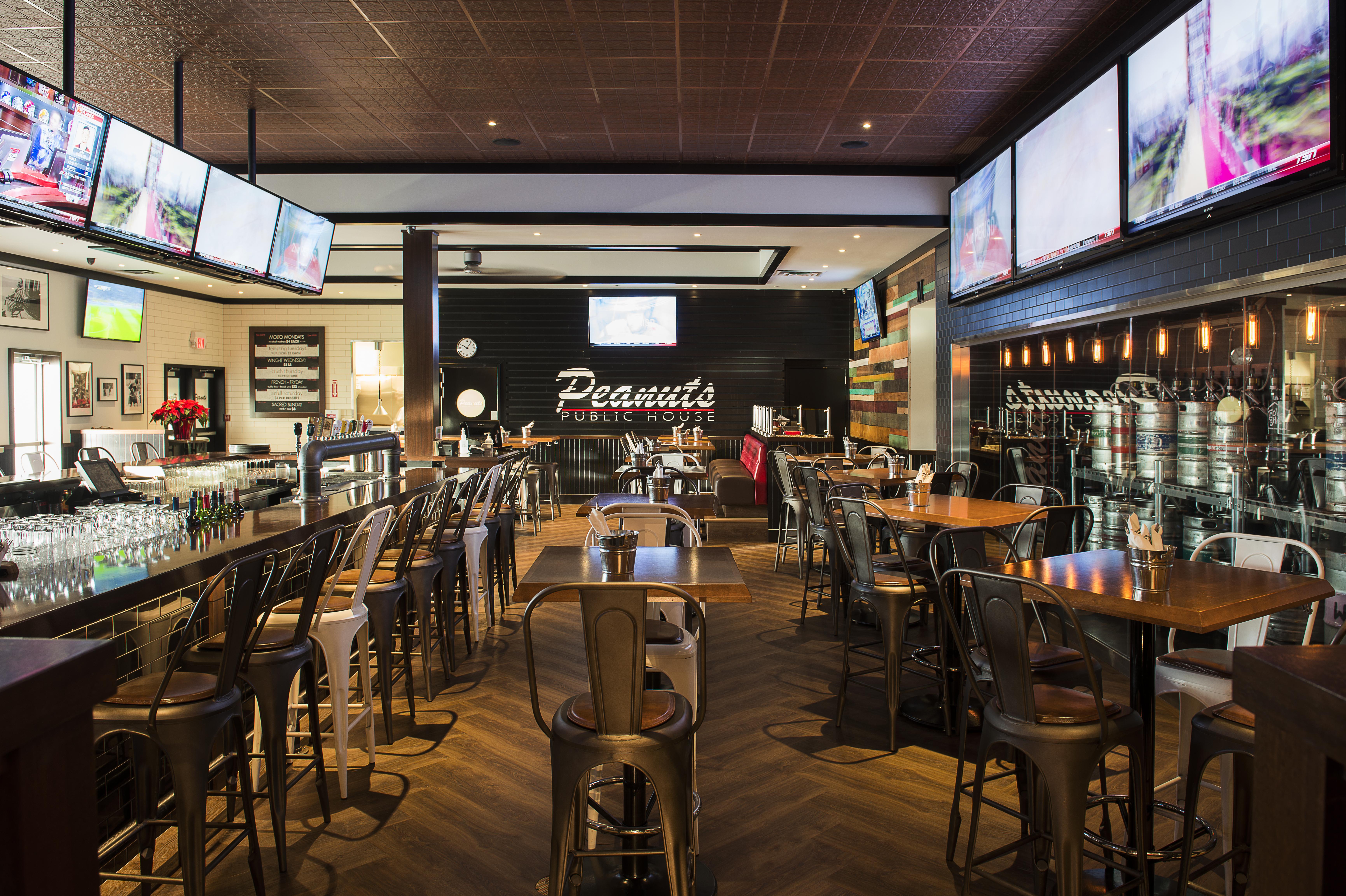 Carriage House Hotel And Conference Centre YYC Exteriér fotografie