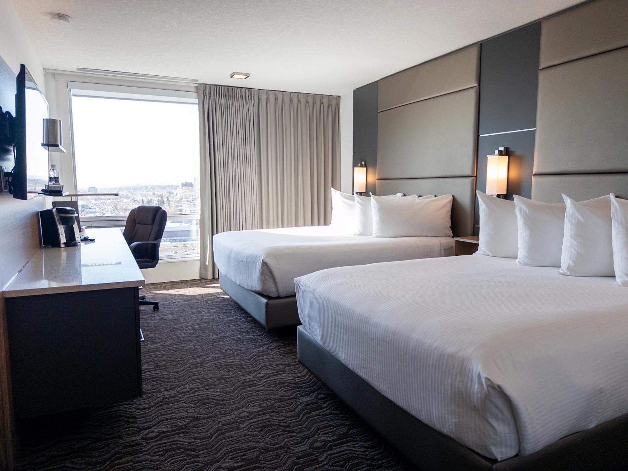 Carriage House Hotel And Conference Centre YYC Exteriér fotografie