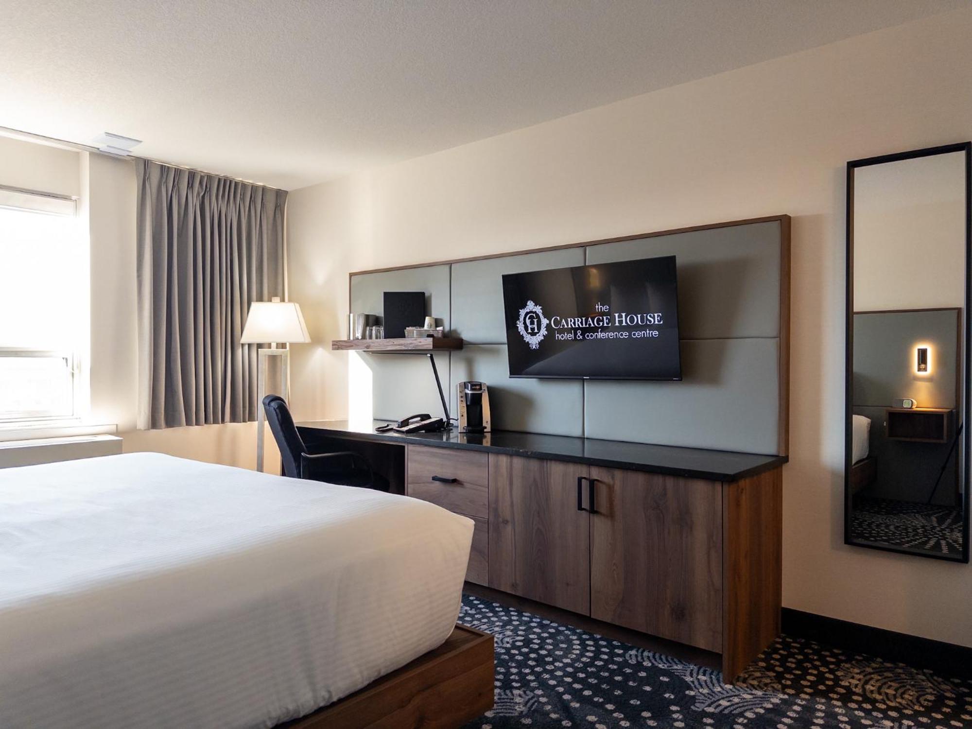 Carriage House Hotel And Conference Centre YYC Exteriér fotografie