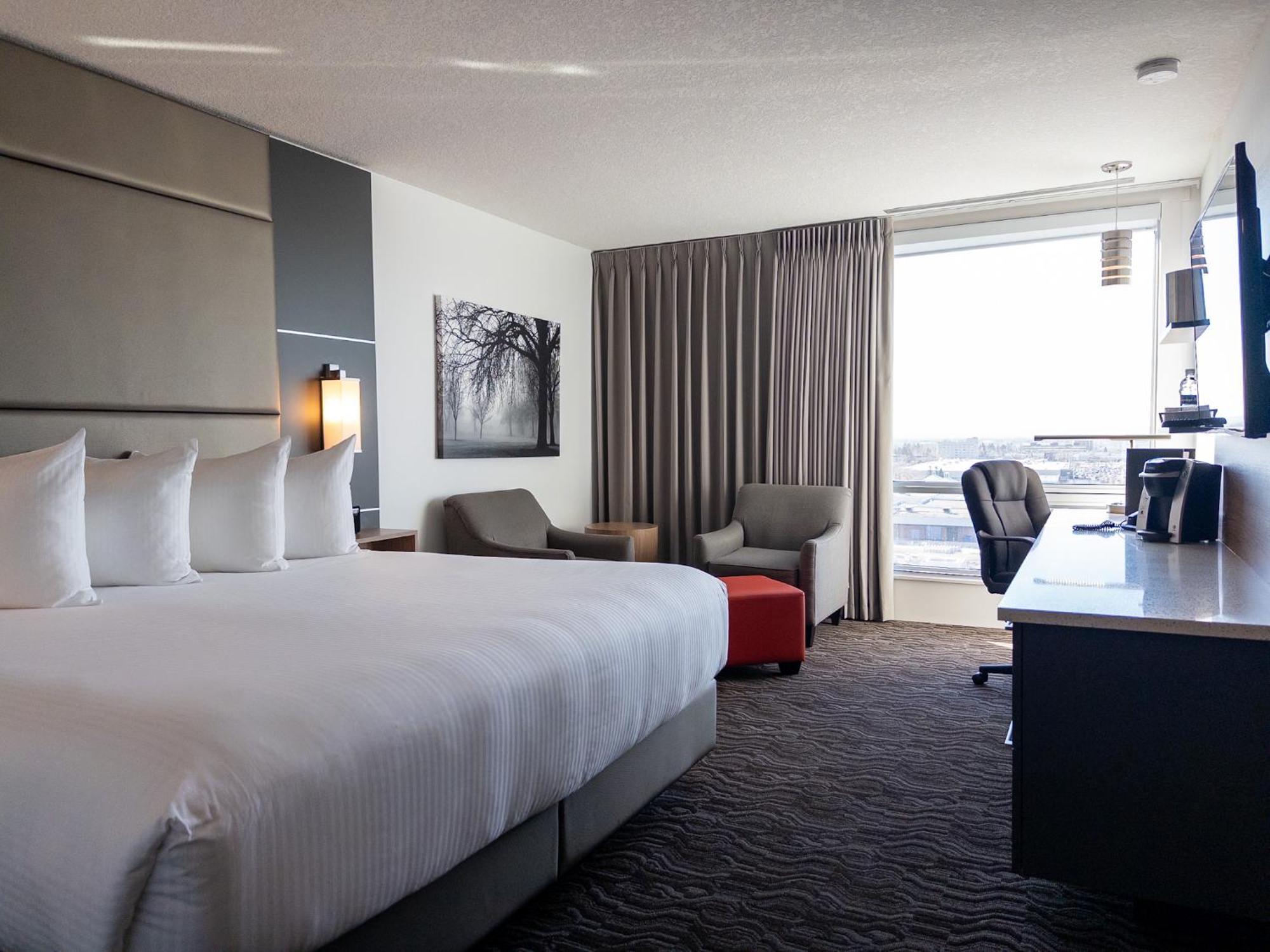 Carriage House Hotel And Conference Centre YYC Exteriér fotografie